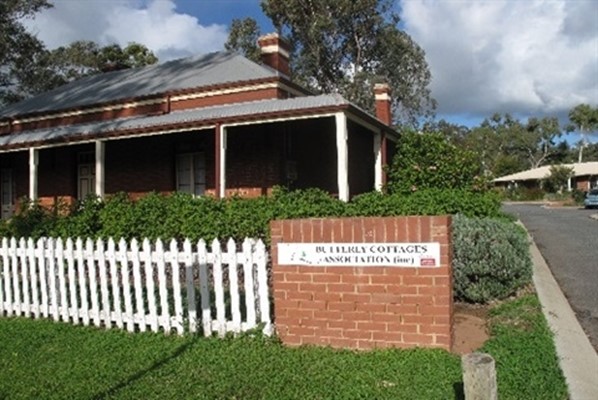 Butterly Cottages Assoc. - Butterly Cottages